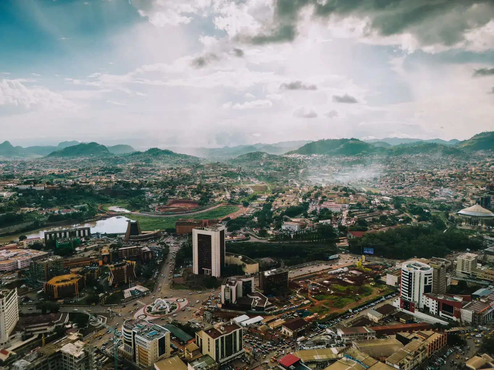 Vue aérienne de Yaoundé
